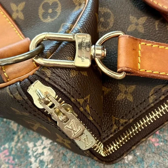 SOLD Louis Vuitton Keepall 55 Bandouliere - Picture 12 of 16